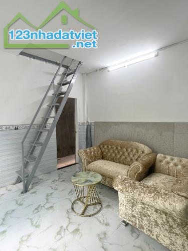 Nhà mới 2 tầng đường Số 1 giáp Quận 8, Giá: 1.25 Tỷ - 2