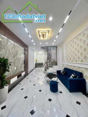 Bán nhà Hồng Hà, Hoàn Kiếm 40m, ô tô gần , giá hơn 7 tỷ - 2