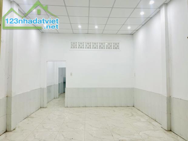 GẦN MẶT TIỀN - 10M RA HXH TRÁNH - GẦN EMART PHAN HUY ÍCH - THÔNG SỐ ĐẸP. - 3
