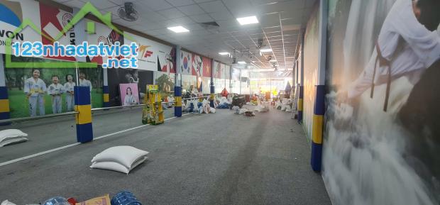 Cho thuê nhà mặt tiền Trần Quang Cơ 180m² - GẦN CHUNG CƯ-NGÃ TƯ BỐN XÃ - 1