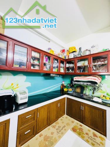 BÁN NHÀ - TÊN LỬA - AEON BÌNH TÂN - 52M2 - HẺM 4M - AN NINH - CHỈ 4.29 TỈ - 4