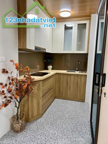 SIÊU PHẨM BA ĐÌNH - 80M2 - VỊ TRÍ TRUNG TÂM - Ô TÔ TRÁNH - GIÁ NHỈNH 5.X TỶ - 2