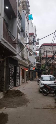 MẶT NGÕ NGUYỄN VĂN HUYÊN - 20M RA PHỐ - ÔTÔ VÀO NHÀ - GIÁ 19 TỶ