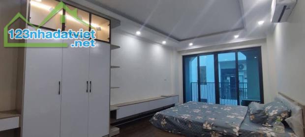 MẶT NGÕ NGUYỄN VĂN HUYÊN - 20M RA PHỐ - ÔTÔ VÀO NHÀ - GIÁ 19 TỶ - 1