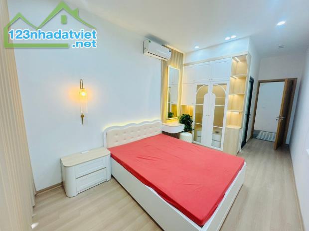 NHÀ ĐẸP KHÂM THIÊN - NGÕ RỘNG THOÁNG 3 GÁC PHI - GIÁ 6 TỶ - 1