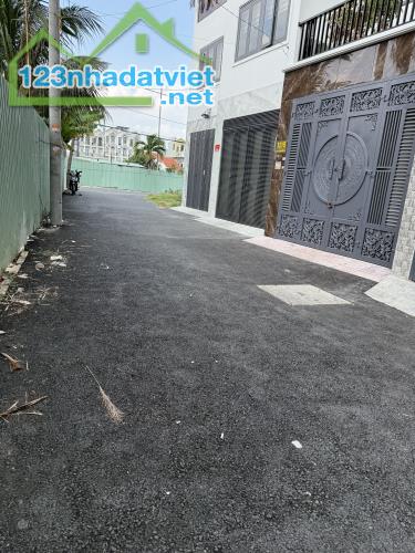nhà 100m² chỉ 4.9 tỷ – gần Hà Huy Giáp – về ở ngay không cần sửa chữa - 4