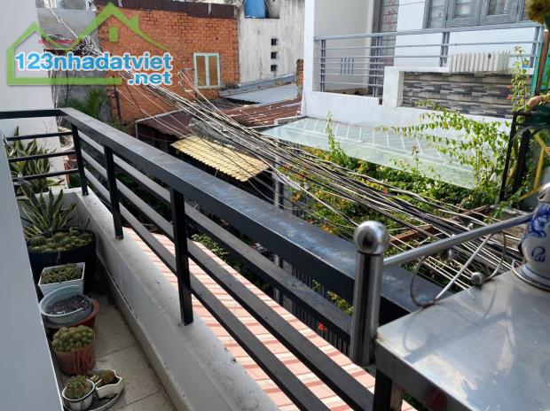 SIÊU PHẨM GIÁ TỐT - NHÀ 3 TẦNG HẺM NGUYỄN HẢO VĨNH, TÂN PHÚ - GẦN GÒ DẦU - CHỈ 5.7 TỶ - 2