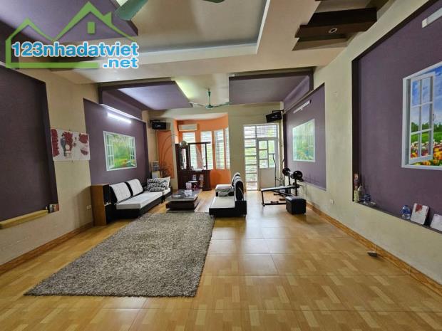 Bán nhà Tô Ngọc Vân - 90m2 x 4T x MT 8m - Ngõ thông oto tránh - 4 ngủ - Hướng DB - 5