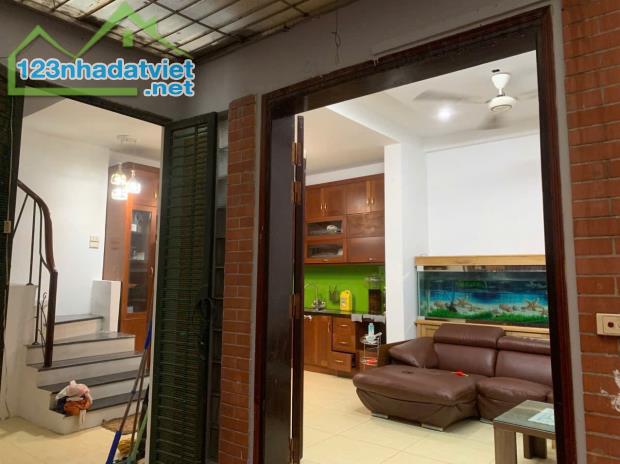 Cho thuê nhà làm CHDV Khâm Thiên - Đống Đa 50m x 4T giá 13.5 triệu, 4PN3VS full đồ - 5