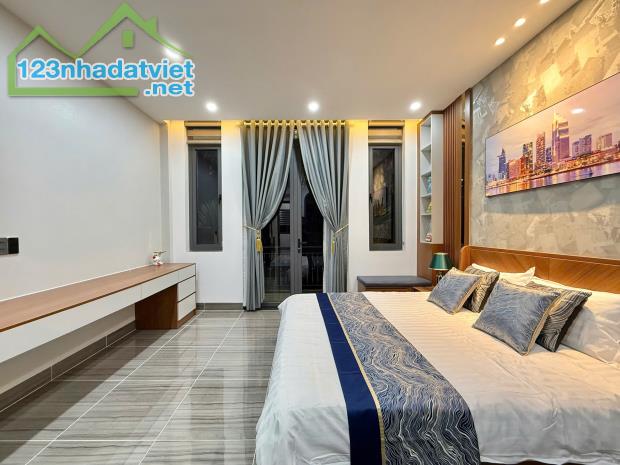 BÁN NHÀ MT CẠNH CHỢ VẢI TÂN BÌNH 5 tầng sân thượng giá rẻ hơn giá đền bù  nhà nước dt