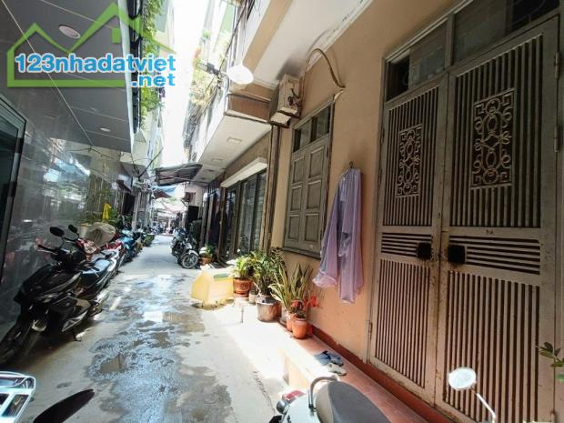 BÁN NHÀ BẮC TỪ LIÊM NGÕ 85 TÂN XUÂN, DT30M*3 TẦNG * GIÁ 4.8 TỶ