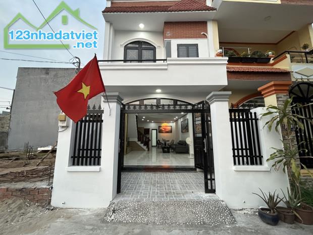 Nhà mới cực đẹp 85m2, hẻm xe tải , 1 sẹc , 10m ra MT, Trường Thạnh Q9 - 4