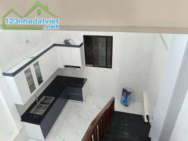 BÁN NHÀ DÂN XÂY MỚI - SIÊU ĐẸP - 3