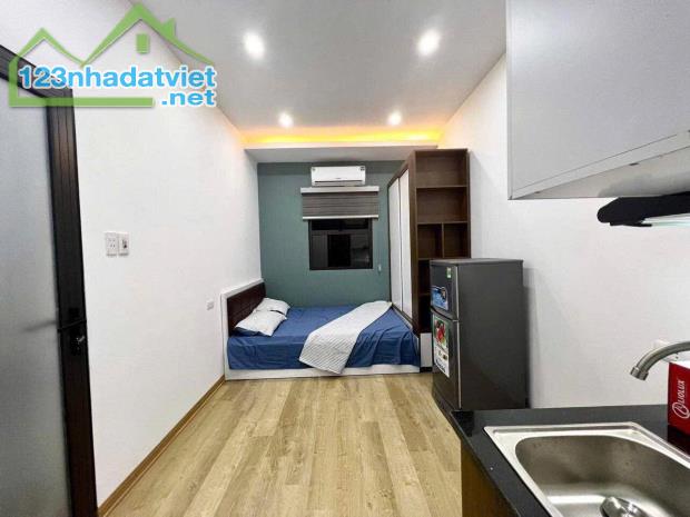 Chính chủ bán gấp Tòa nhà mới, Lô góc. CCMN 103 –Pháo Đài Láng, Đống Đa. DT: 60m2 – 5 - 1