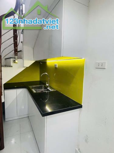HÀNG NGON GIÁ RẺ TÔN ĐỨC THẮNG ĐỐNG ĐA. 25M X 4T. GIÁ: 5,4 TỶ - 3