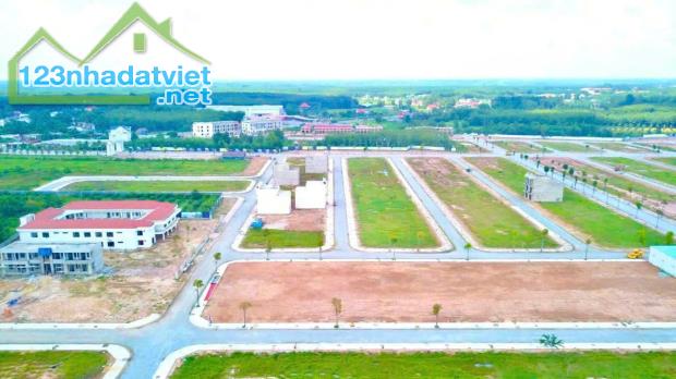 Đất mặt tiền ĐT 741- Gần cụm KCN Vsip, giá chỉ 980 triệu/nền - 1