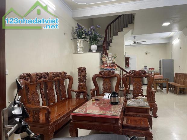 BÁN NHÀ DÂN XÂY CỰC CHẮC TẠI TÂN PHONG BẮC TỪ LIÊM 64M, 9.3 TỶ