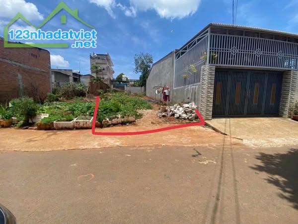 đất đẹp hẻm đường nhựa Nguyễn Chí Thanh đối diện dự án Ecocity - 1