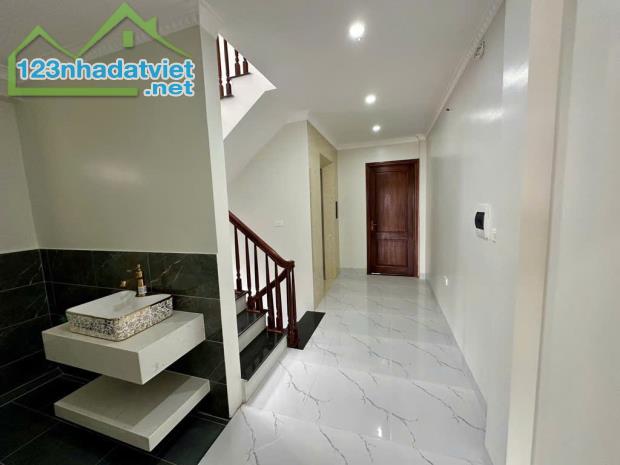 NHÀ ĐẸP TÂY HỒ- GARA OTO, THANG MÁY- VIEW SÂN CHƠI – 63M 7TANG NHỈNH 16T - 3