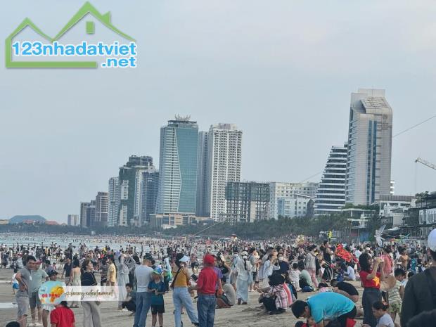 📍 NGUYỄN TẤT THÀNH – 685M² (NGANG 24–28.5M) – ĐƯỜNG 33M – GIÁ 128 TRIỆU/M² 🌊 View biển đ - 1