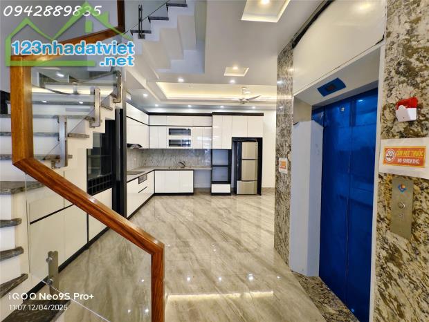 tôi chính chủ bán nhà Lý Sơn, Ngọc Thụy, Long Biên, DTSD 400m2 x 5T 1 tum sổ 101m oto,