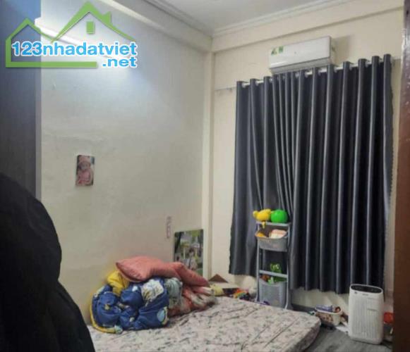 Bán gấp nhà Mễ Trì, ngõ nông 3 gác tránh SH, sổ vuông đẹp, 45m2, Chỉ 7.3 tỷ - 2