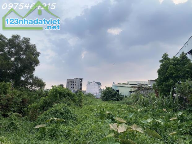 LÔ ĐẤT KHỦNG 8.400M² – NGANG 70M, DÀI 120M – PHƯỜNG TAM PHÚ, THỦ ĐỨC