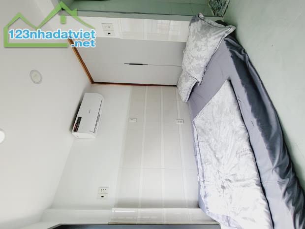 Chỉ 1.85 Tỷ Có Nhà Phạm Văn Đồng - Hẻm Ôtô Đỗ Cửa - 3 Tầng 2PN - 2