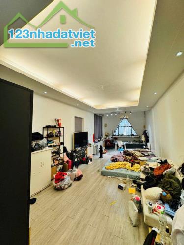 BÁN NHÀ MẶT PHỐ HÀNG LƯỢC, HOÀN KIẾM. 84M2 4 TẦNG MT 4,5M GIÁ 68 Tỷ- VỈA HÈ RỘNG- KINH - 1