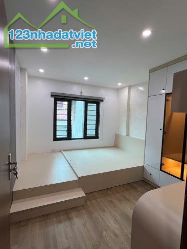 Bán nhà Ngọc Thụy Long Biên 45m² – Gần ô tô – Thang máy, nội thất cao cấp – Giá 8.5 tỷ - 3
