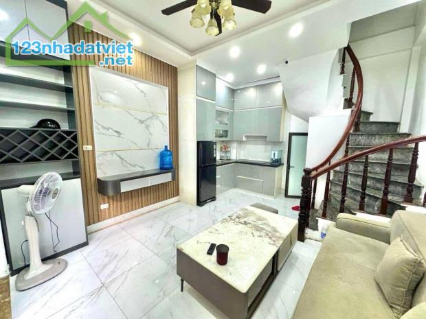 Bán nhà phố Nguyễn Đức Cảnh - gần hồ Đền Lừ ngõ thông các ngả , dt 26M giá 5.6 tỷ SĐCC - 1
