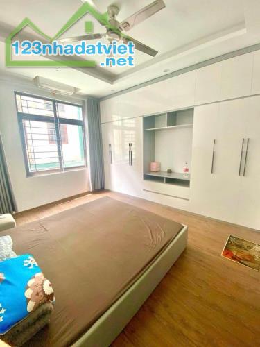 Bán nhà phố Nguyễn Đức Cảnh - gần hồ Đền Lừ ngõ thông các ngả , dt 26M giá 5.6 tỷ SĐCC - 2