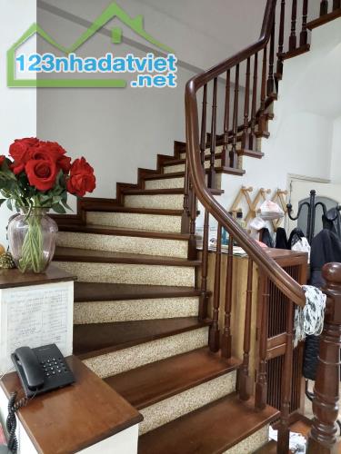 BÁN NHÀ PHÂN LÔ PHỐ ĐỘI CẤN – 64M², 5 TẦNG, GIÁ 17 TỶ