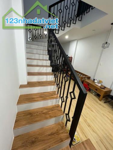 Bán nhà nhỏ xinh tại Nguyên Hồng,Gò Vấp,sổ hồng riêng,chỉ 5,6 tỷ !! - 3