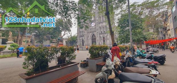 BÁN NHÀ MẶT PHỐ ẤU TRIỆU, HOÀN KIÉM. 50M2 MT 6M GIÁ 46 TỶ- TINH HOA PHỐ CỔ, DÒNG TIỀN