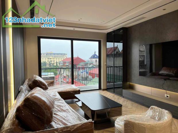 Bán nhà 6T, thang máy ở Nguyễn Văn Cừ ngõ oto , 76m, MT5m giá 20 tỷ - 1