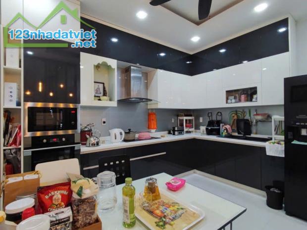 Nhà Lê Đức Thọ, P.16, GV. DT: 4m x 20m Trệt 2 lầu ST, nhà xây ở rất chắc chắn, giá 8,7tyTL - 2