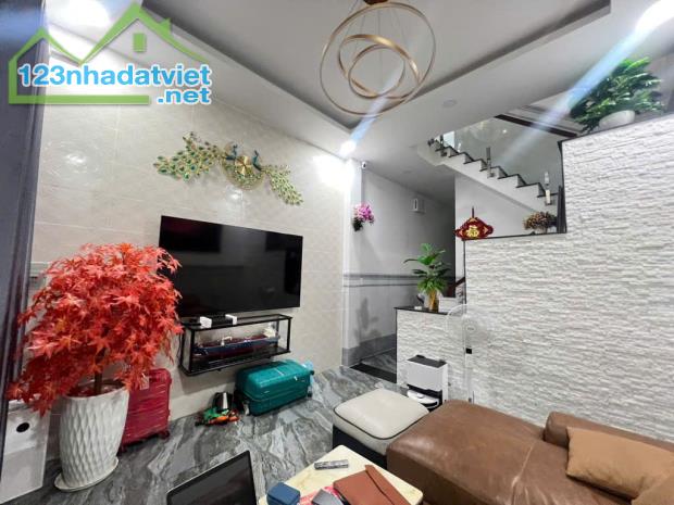 BÁN NHÀ Quận 9 đẹp LUNG LINH, giá 8.6 tỷ - 1