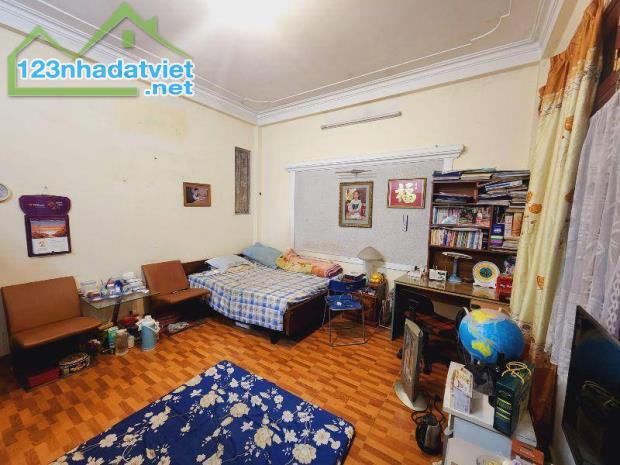 BÁN NHÀ PHỐ CHÙA LÁNG – ĐỐNG ĐA, MẶT NGÕ Ô TÔ ĐỖ CỬA, RẤT GẦN PHỐ, KINH DOANH. - 2