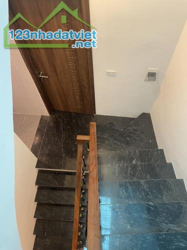Bồ Đề Hiếm Tìm 31M2 , 6 T, MT 3.4M , giá 7.5 Tỷ - 3
