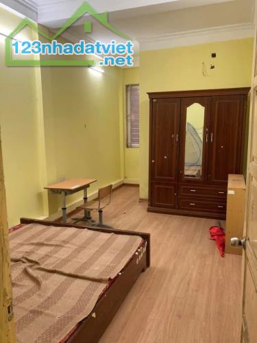 Cho thuê nhà ngõ phố Vũ Trọng Phụng Thanh Xuân 32m x 4 tầng, giá 10tr/ tháng - 2