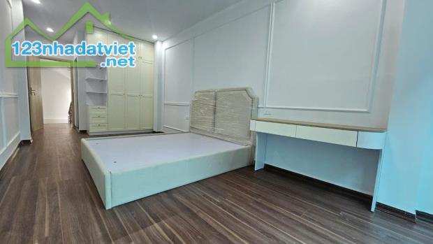 LÔ GÓC TRUNG TÂM VĂN QUÁN, NGÕ RỘNG VF3 ĐỖ CỬA, Ô CHỜ THANG MÁY MINI, NHỈNH 7 TỶ - 2