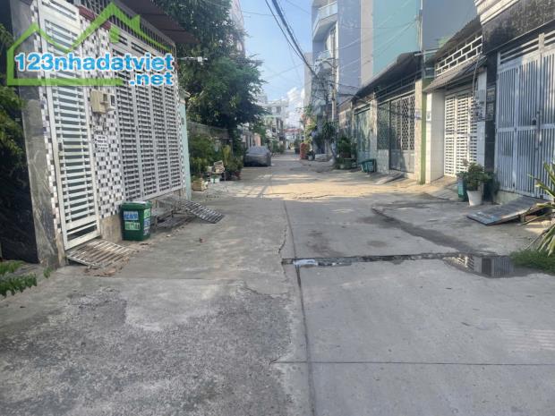 Bom Tấn 29tr/m2 Lô đất khủng gần chợ Bình Thành giáp Tân Phú 2980m2, 83 tỷ