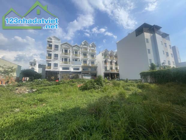 Bom Tấn 29tr/m2 Lô đất khủng gần chợ Bình Thành giáp Tân Phú 2980m2, 83 tỷ - 1