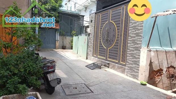Bán nhà Phú Định quận 8 sổ riêng đẹp chỉ 48tr/m2 4,3x20m nhỉnh 4 tỷ - 3