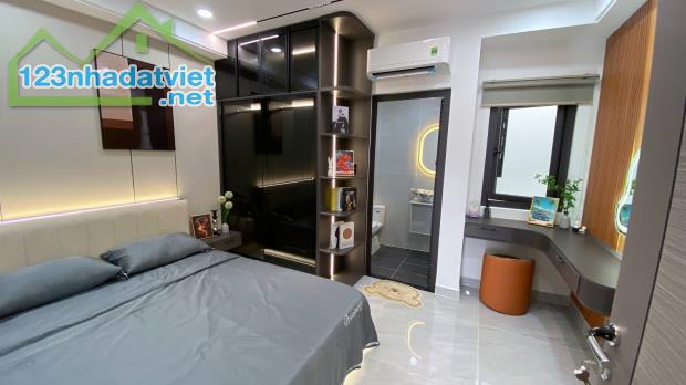 015GV – Bán nhà HXH Nguyễn Tư Giản, 4 tầng ngang 4m 3PN 4WC, sổ riêng A4, NHỈNH 8.5 tỷ TL - 4