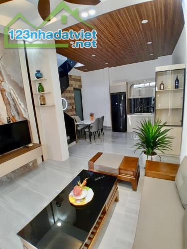 🎉 NHÀ MỚI KENG -  VỀ Ở NGAY - HOÀNG HOA THÁM –2 TẦNG LÔ GÓC - 3.XX TỶ - 2