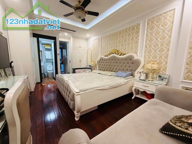 Bán nhà Phố Thanh Nhàn, 1 nhà ra mặt phố, 6 tầng 1 tum, thang máy, mặt ngõ thông, KD - 2