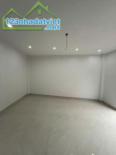 BÁN NHÀ MỚI KOONG TỔ 6 ĐA SỸ – KIẾN HƯNG HÀ ĐÔNG 5 TẦNG GIÁ RẺ NHẤT KHU VỰC - 4