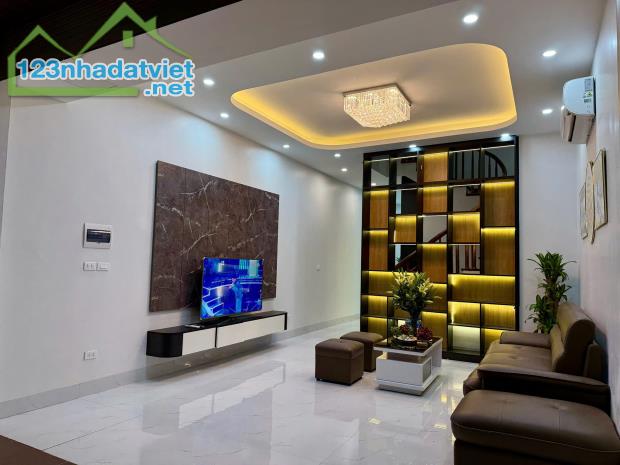 BÁN NHÀ PHÂN LÔ VIP F361 AN DƯƠNG - Ô TÔ TRÁNH - 42m 15ty! - 1